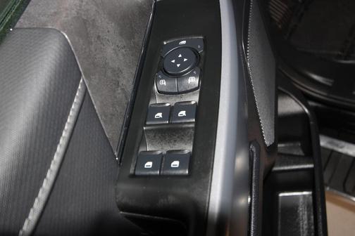 Agate Black 2026 Ford F-150 XLT