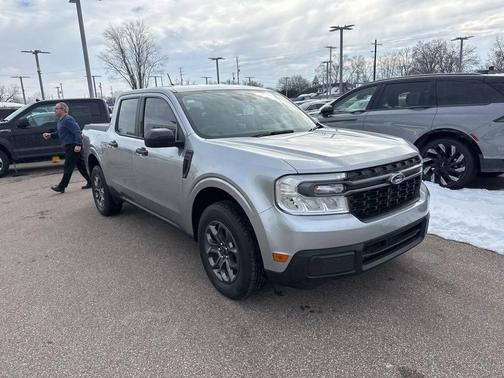 2023 Ford Maverick XLT