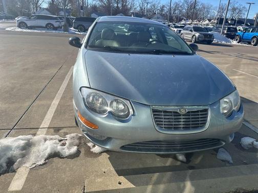 2004 Chrysler 300M Base