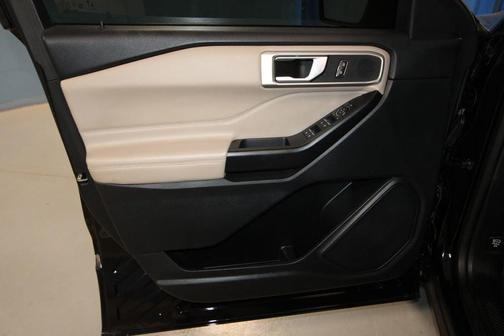 Black Metallic 2020 Ford Explorer XLT