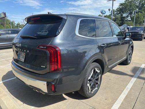 2024 Kia Telluride S