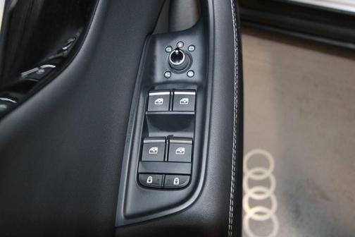 2025 Audi Q7 55 Prestige