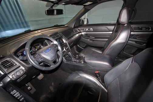 2019 Ford Explorer sport