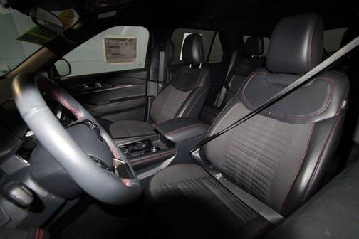 Vapor Blue 2025 Ford Explorer ST-Line