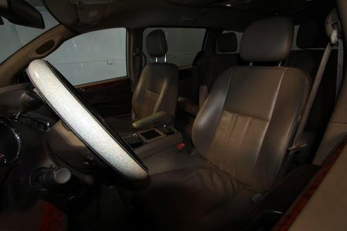 2012 Chrysler Town & Country Touring-L