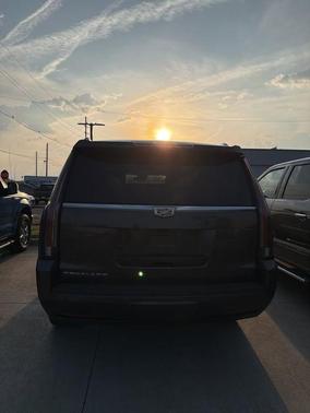 2020 Cadillac Escalade Luxury