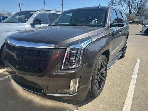 Dark Mocha Metallic 2020 Cadillac Escalade Luxury
