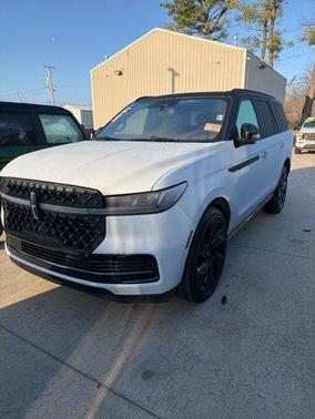 2025 Lincoln Navigator Black Label