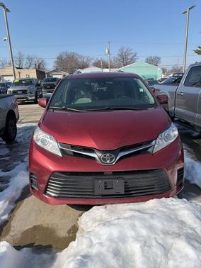 2018 Toyota Sienna L
