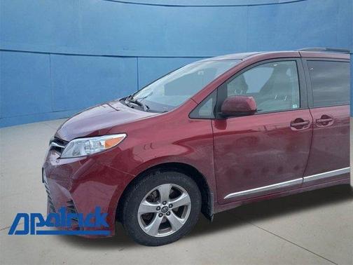 2018 Toyota Sienna L