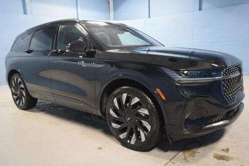 2024 Lincoln Nautilus Reserve