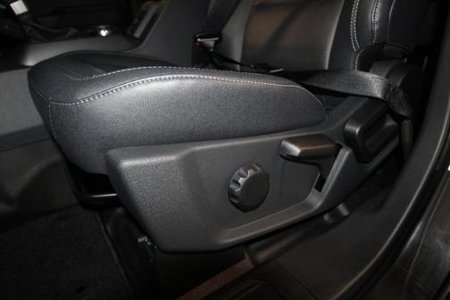 Star White 2026 Ford Explorer Active