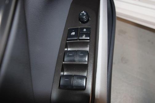 Ice 2024 Toyota Camry Hybrid SE