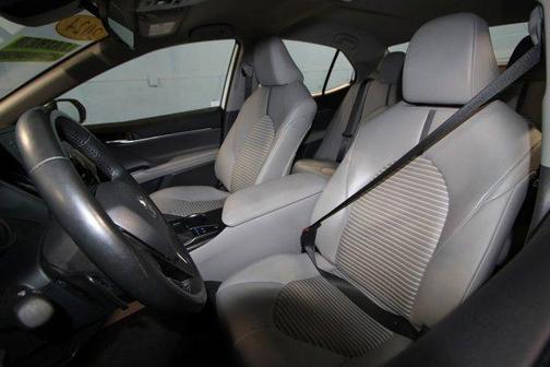 2024 Toyota Camry Hybrid SE