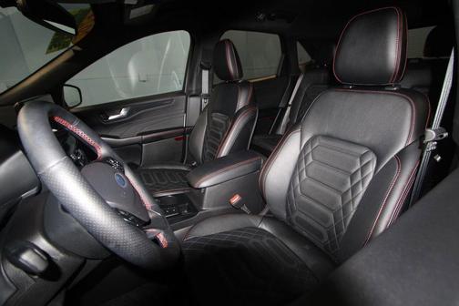 2024 Ford Escape ST-Line Elite