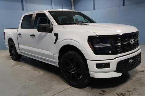 Oxford White Clearcoat 2026 Ford F-150 STX
