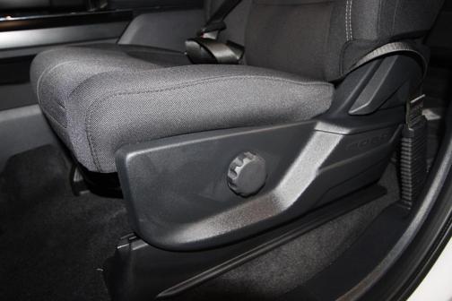 Oxford White Clearcoat 2026 Ford F-150 STX