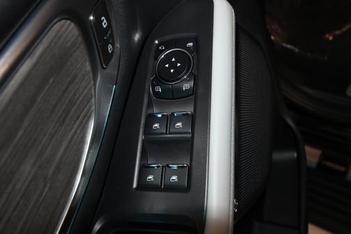Agate Black 2026 Ford Expedition Max Platinum
