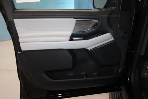 Agate Black 2026 Ford Expedition Max Platinum