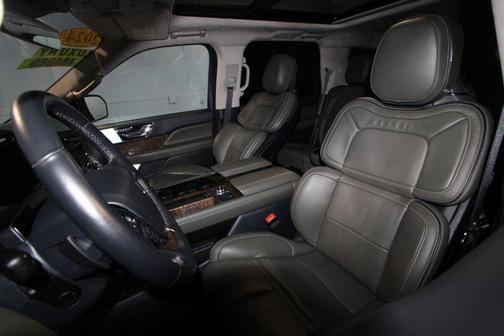 2024 Lincoln Navigator Black Label