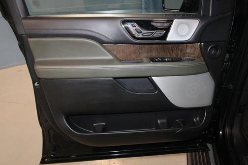 2024 Lincoln Navigator Black Label