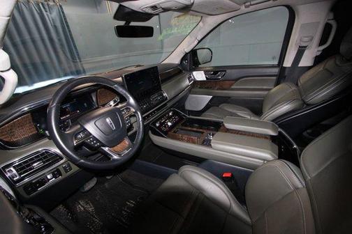 2024 Lincoln Navigator Black Label