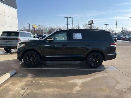 2024 Lincoln Navigator Black Label