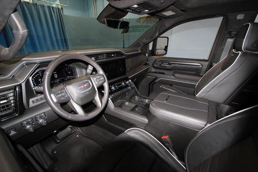 2024 GMC Sierra 2500 AT4X