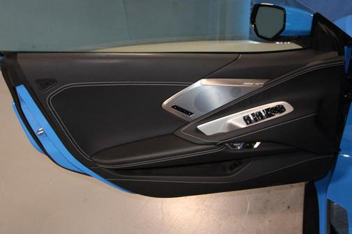 2023 Chevrolet Corvette Stingray w/2LT