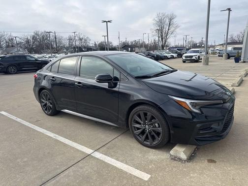 2025 Toyota Corolla SE