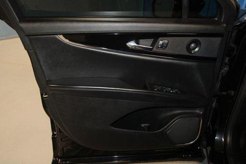 Black Metallic 2022 Lincoln Nautilus Reserve