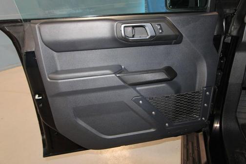 Shadow Black 2025 Ford Bronco Outer Banks