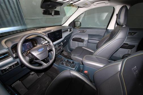 2025 Ford Maverick Lobo High