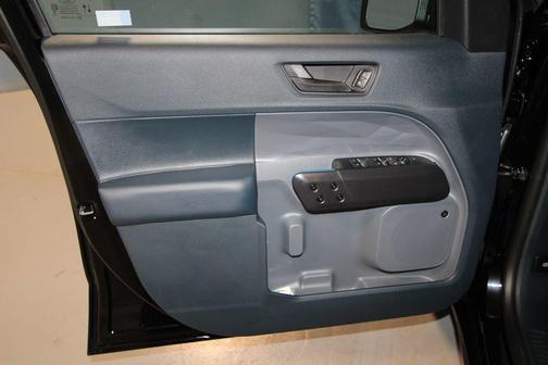 2025 Ford Maverick Lobo High