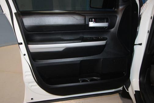 Super White 2019 Toyota Tundra Limited