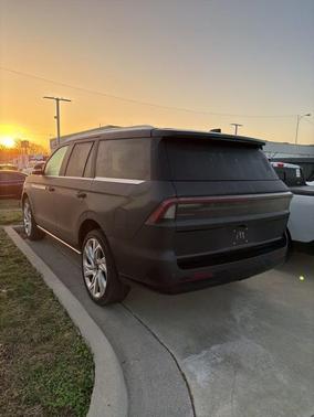 2025 Lincoln Navigator Reserve