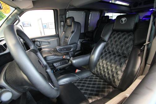 2025 GMC Savana 2500 Work Van