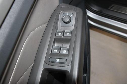 2022 Volkswagen Atlas 3.6L SE w/Technology