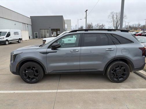 2025 Kia Sorento SX