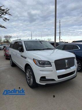 2022 Lincoln Navigator L Reserve