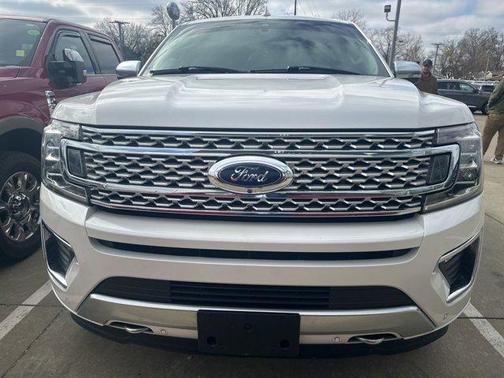 White Platinum 2018 Ford Expedition Max Platinum