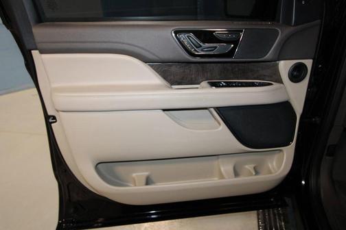2024 Lincoln Navigator Premiere