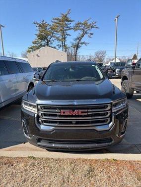 2022 GMC Acadia AT4