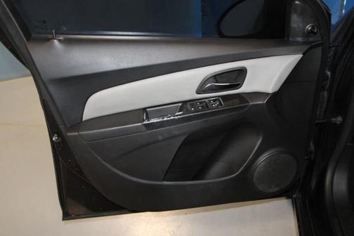 2011 Chevrolet Cruze LS