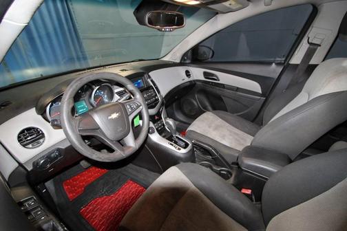 2011 Chevrolet Cruze LS