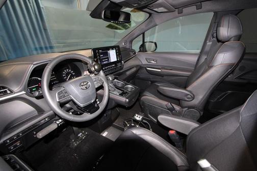 2023 Toyota Sienna XSE