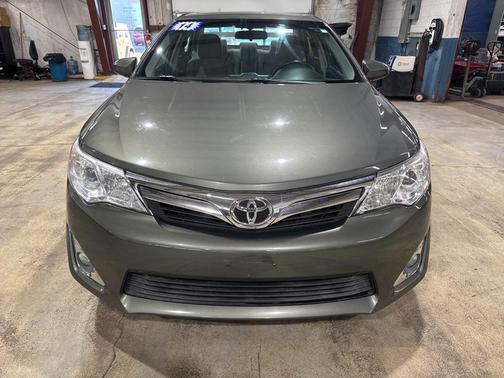 2014 Toyota Camry XLE