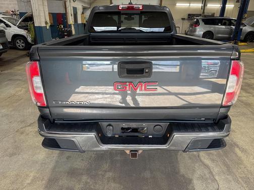 2016 GMC Canyon SLE