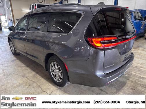 2021 Chrysler Pacifica Touring