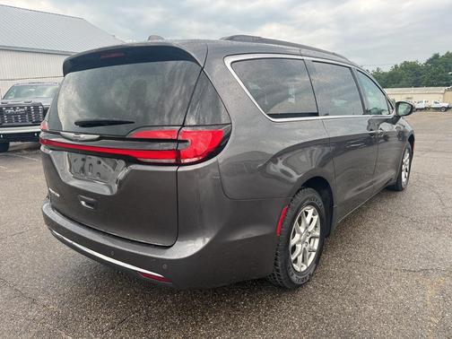 2021 Chrysler Pacifica Touring
